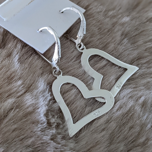 Pair of 925 Sterling Silver Dangle Heart earrings. - Picture 2 of 3